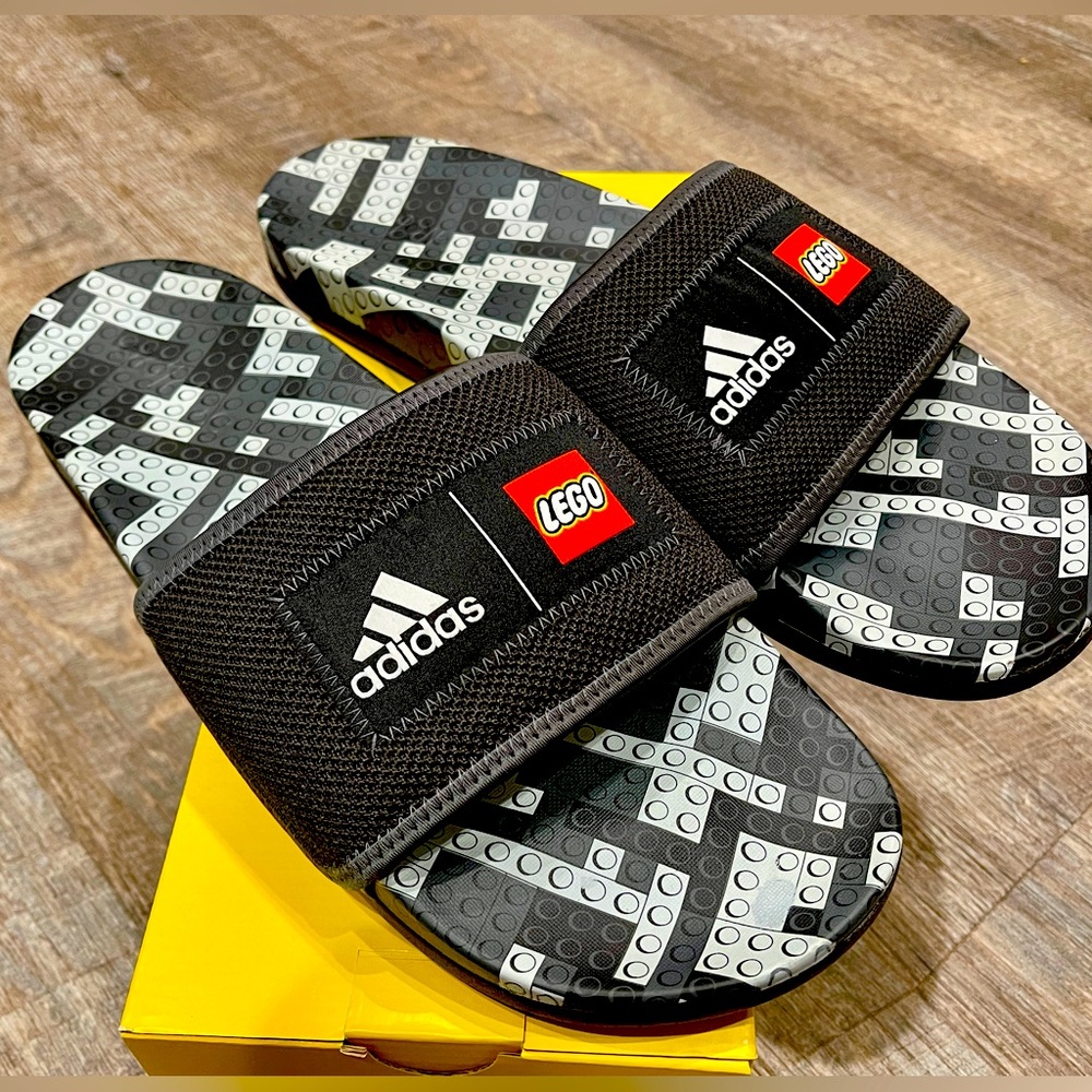 Adidas x LEGO - Men’s 12 - NWT - Adilette Comfort Slides 2022